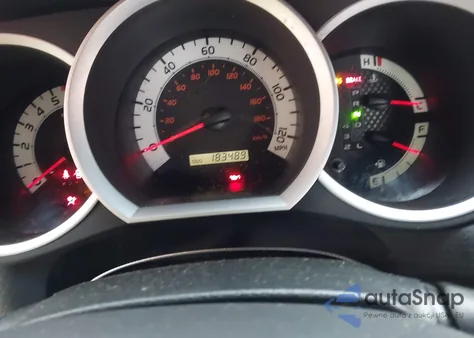 2014 Toyota Tacoma Base V6 z USA, uszkodzony, nr VIN 5TFUU4EN8EX098615